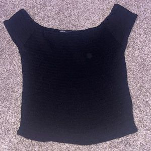 BRANDY MELVILLE RUCHED/SINCHED BLACK TOP OS